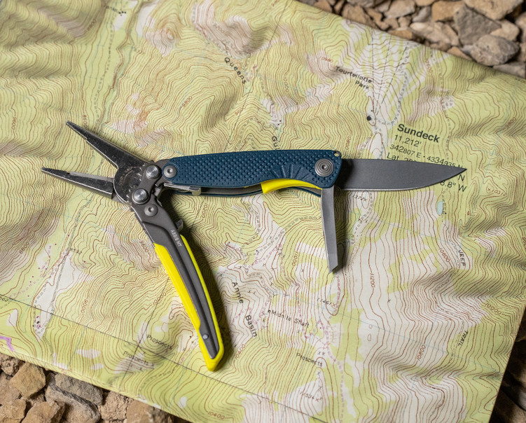 Knives And Tools 13 Knives And Tools -Knives And Tools SOG 29 41 01 41 use lifestyle